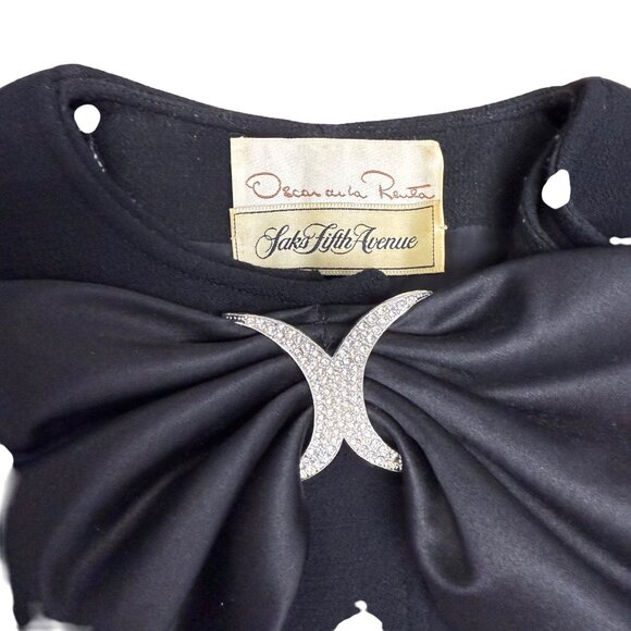 Vintage Oscar De La Renta  Black Satin Bow Long Sleeve Cocktail Dress Size 4 - Picture 5 of 7